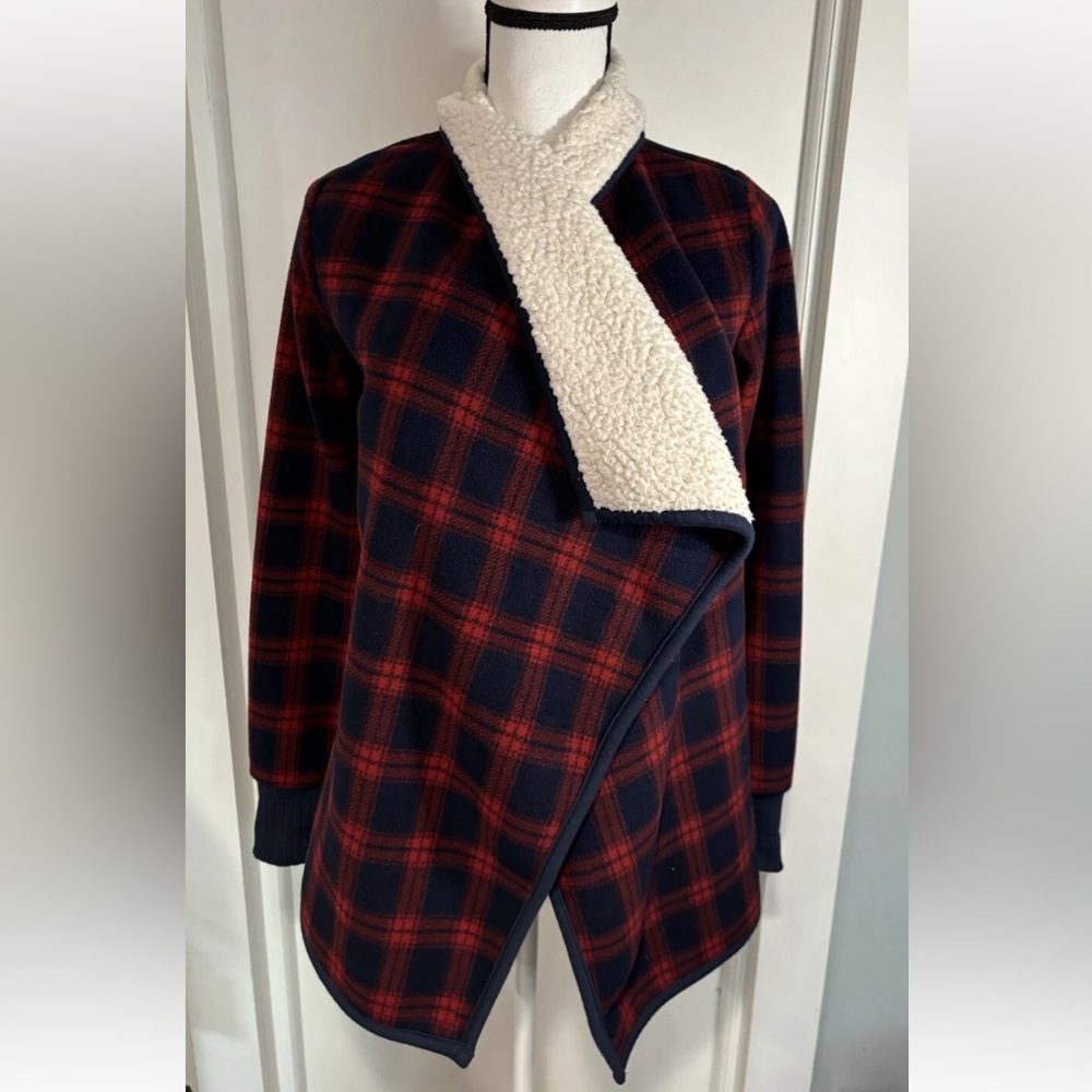 Abercrombie & Fitch Sherpa Waterfall Fleece Sweater Red Plaid Women’s Size Small
